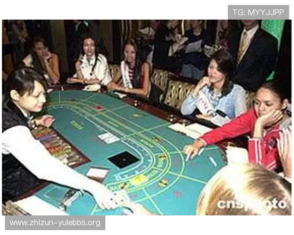 澳门沙龙娱乐场:体验奢华娱乐享受极致尊贵的博彩娱乐盛宴 澳门沙龙娱乐场:体验奢华娱乐享受极致尊贵的博彩娱乐盛宴